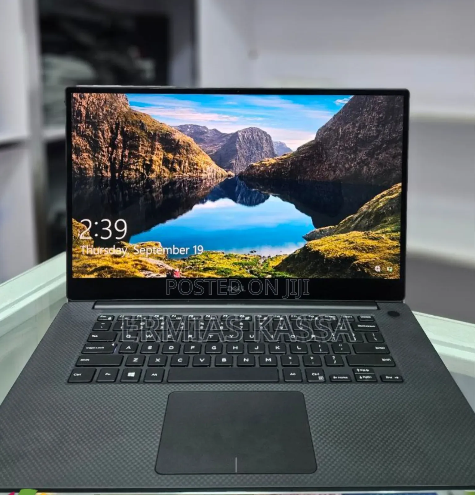 New Laptop Dell Precision 5550 32GB Intel Xeon SSD 1T