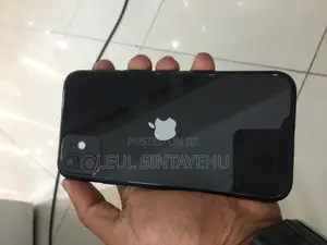 Photo - New Apple iPhone 11 64 GB Black