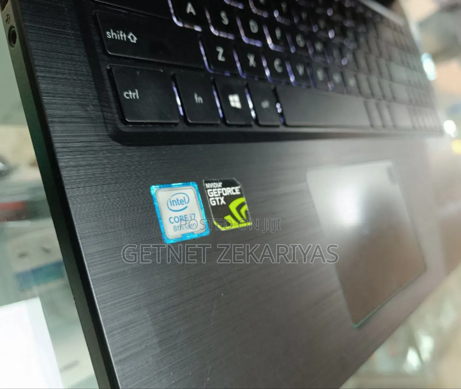 New Laptop Asus VivoBook 15 X505BA 16GB Intel Core I7 HDD+SSD 256GB