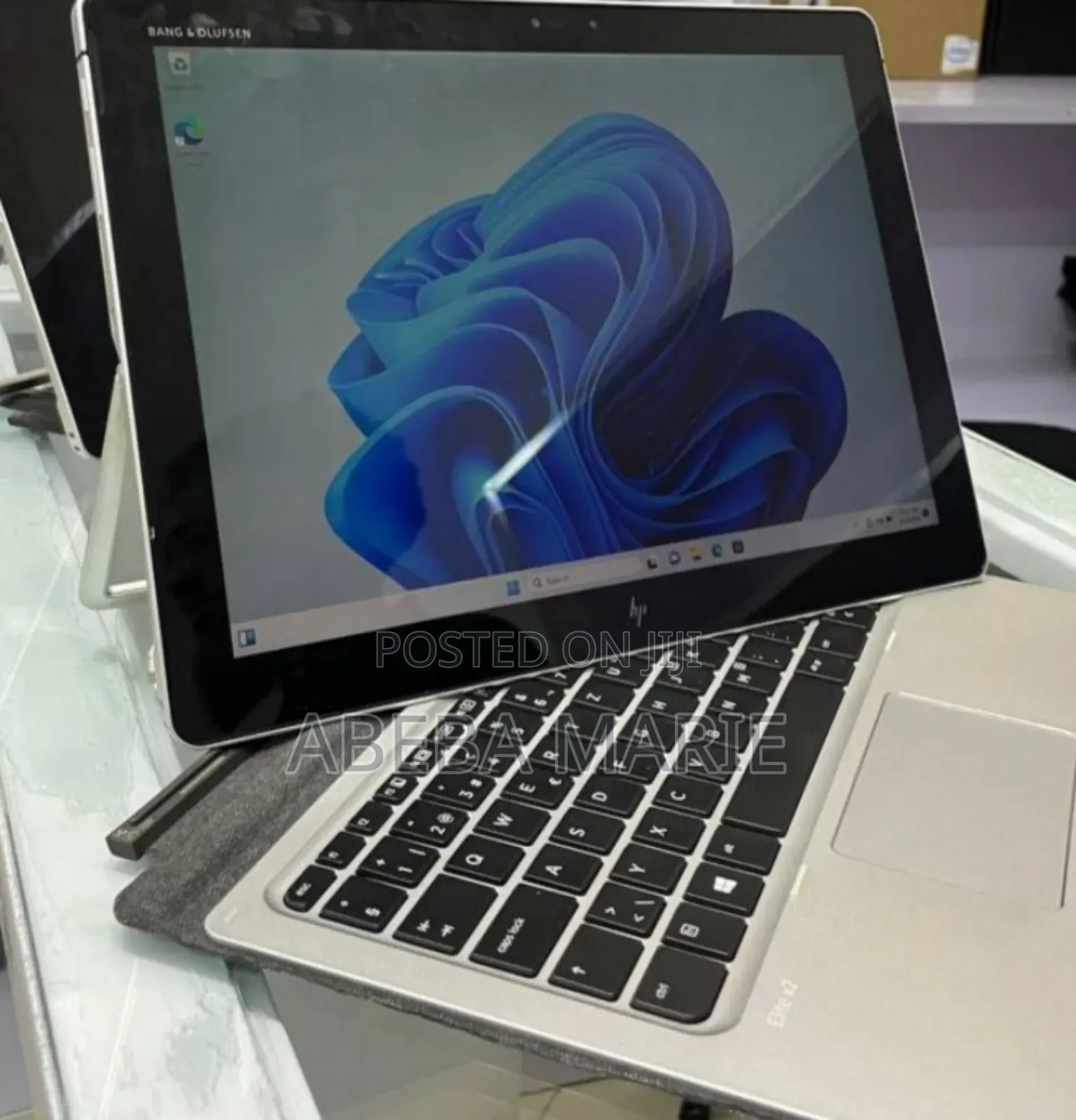 New Laptop HP Elite X2 G8 8GB Intel Core I5 SSD 256GB