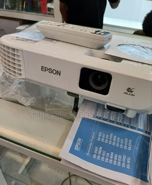 Brand New With Cartoon Epson EB-E01 Projector For