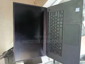 New Laptop Dell Precision 15 5540 32GB Intel Core I7 SSD 512GB