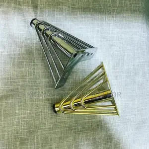 የሶፋ እግሮች እኛ ጋር ያገኛሉ ሁሉንም ይዘናል