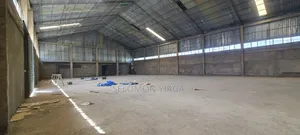 የሚከራይ መጋዘን