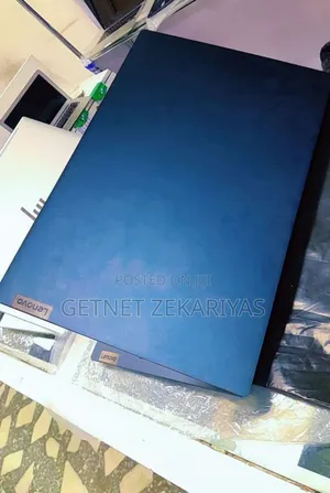 New Laptop Lenovo 12GB Intel Core I7 SSD 512GB