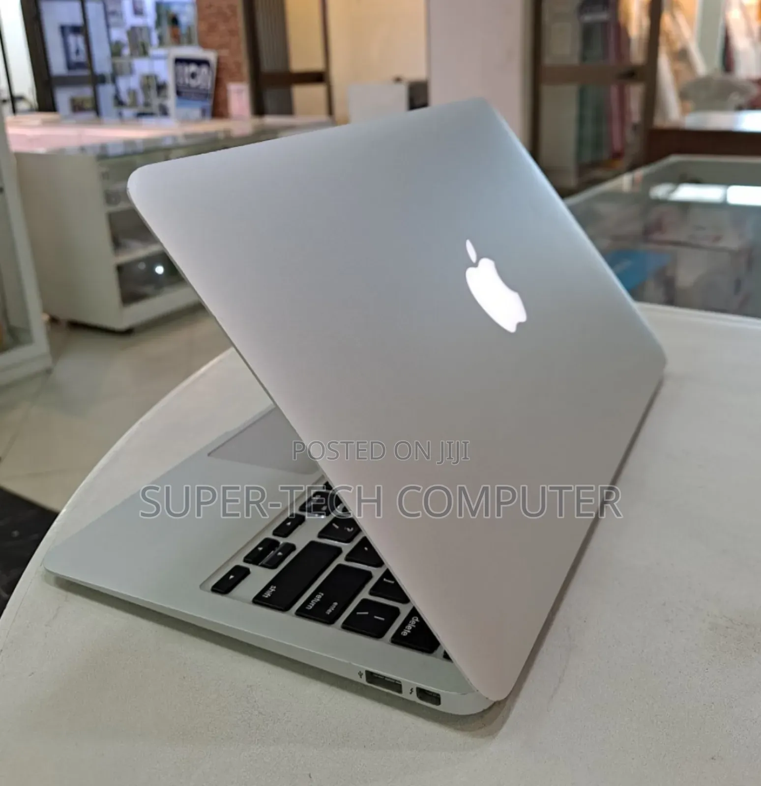 New Laptop Apple MacBook Air 2015 4GB Intel Core I5 SSD 128GB