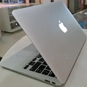 New Laptop Apple MacBook Air 2015 4GB Intel Core I5 SSD 128GB
