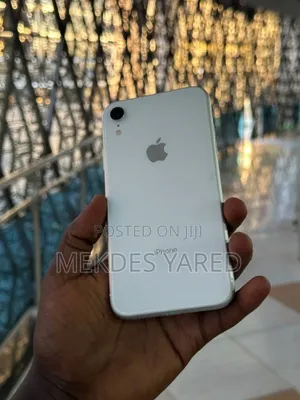New Apple iPhone XR 128 GB White