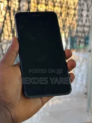 Photo - New Apple iPhone 8 Plus 64 GB Black