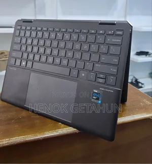 Photo - New Laptop HP Spectre 16GB Intel Core I7 SSD 1T