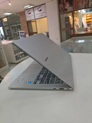 New Samsung Galaxy Book 2 4GB Qualcomm Snapdragon X Plus SSD 128GB