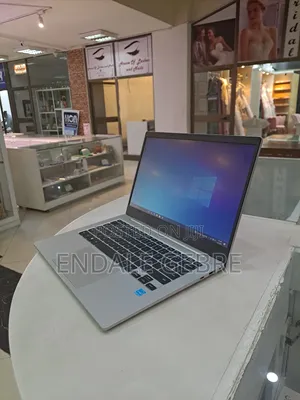 New Samsung Galaxy Book 2 4GB Qualcomm Snapdragon X Plus SSD 128GB