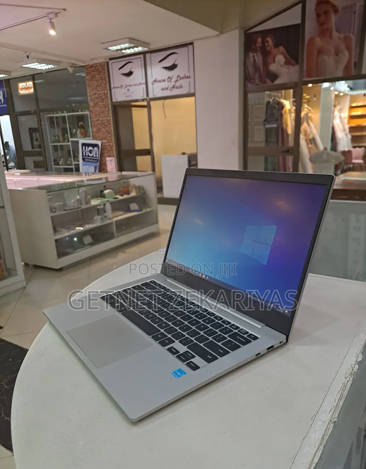 New Laptop Samsung Galaxy Book 2 4GB SSD 128GB