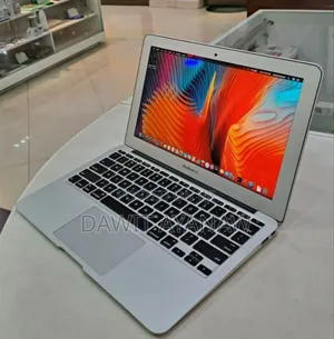 New Laptop Apple MacBook Air 2015 4GB Intel Core I5 SSD 128GB