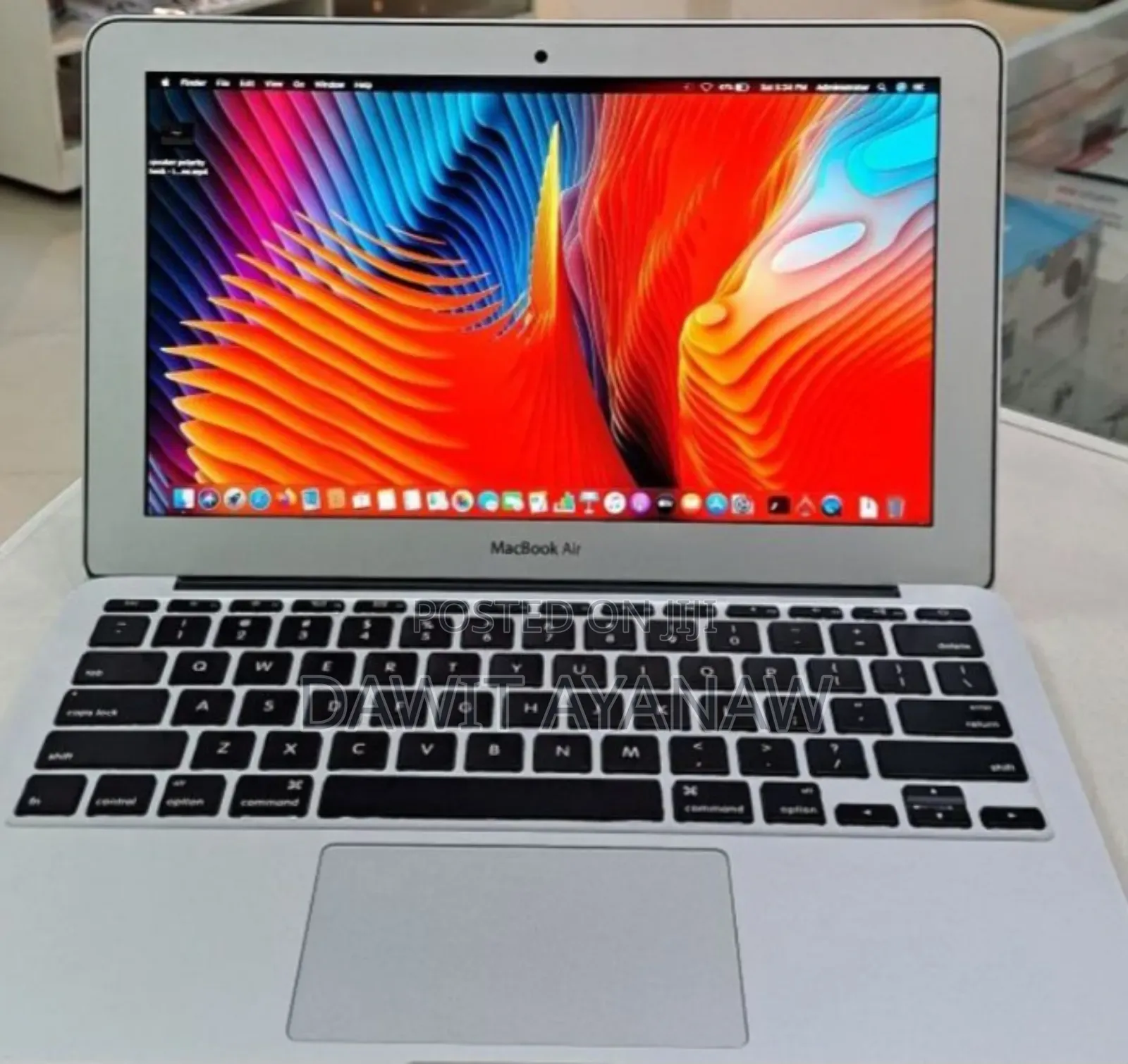 New Laptop Apple MacBook Air 2015 4GB Intel Core I5 SSD 128GB