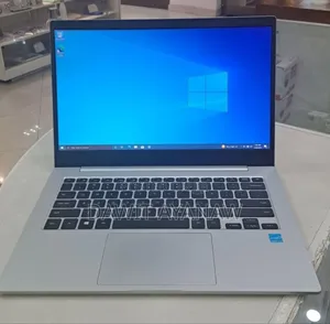 Photo - New Laptop Samsung 4GB Intel Core I5 SSD 128GB