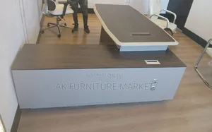 Modern Managerial Table