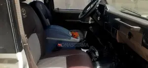 Toyota HiAce 2004 Silver