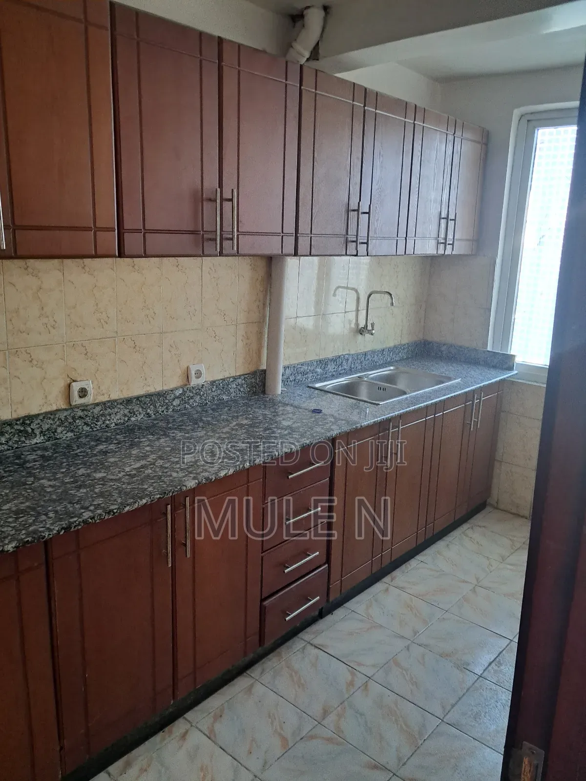 Furnished 2bdrm Condo in Sumit Condominium, Yeka for sale
