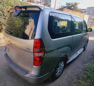 Hyundai Starex 2019 Gray