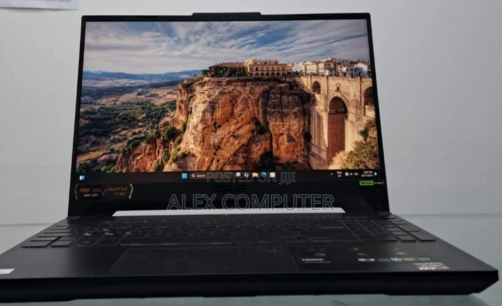 New Laptop Asus ROG Strix G15 16GB AMD Ryzen 7 SSD 512GB
