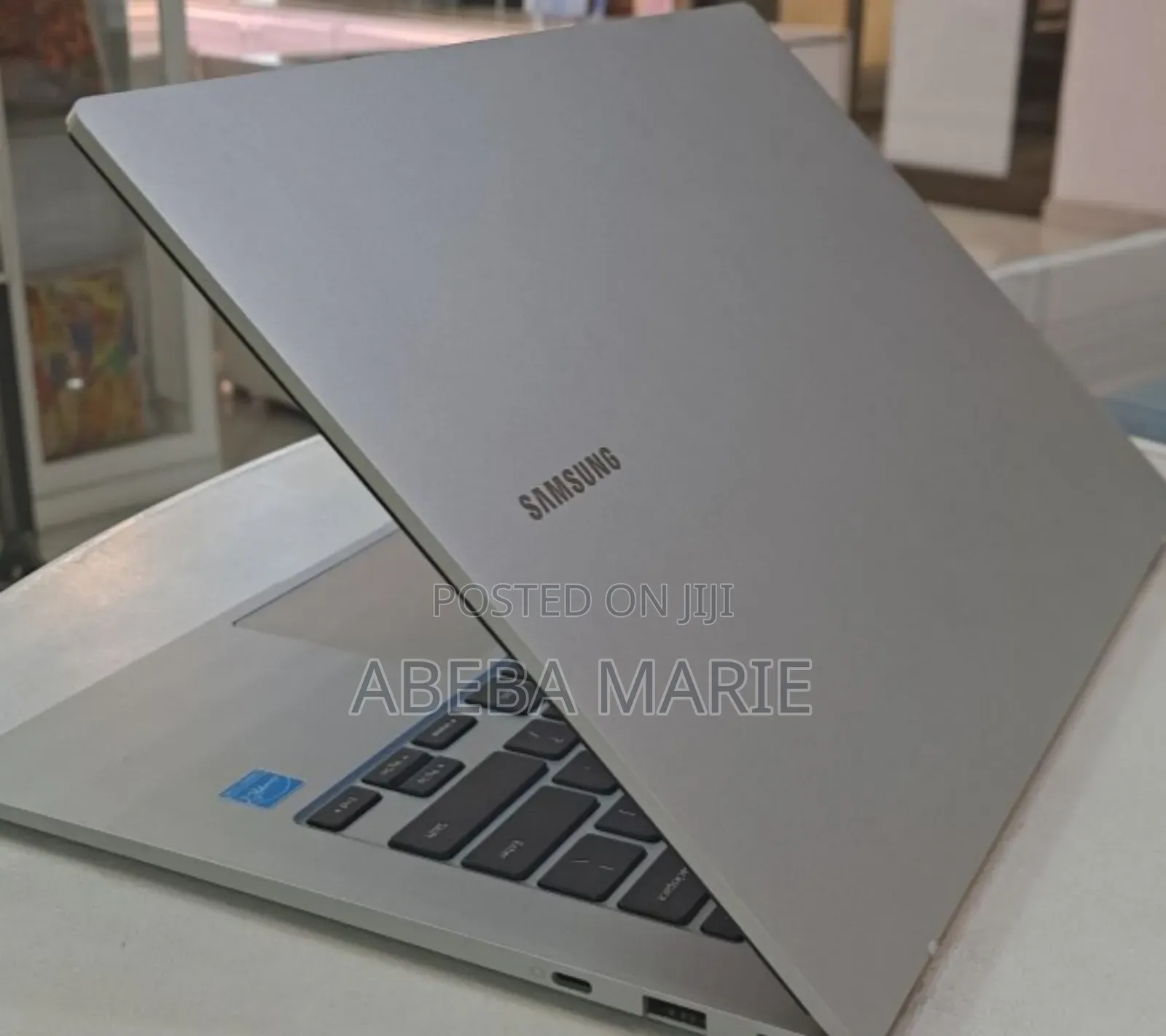 New Laptop Samsung 4GB Qualcomm Snapdragon X Plus SSD 128GB