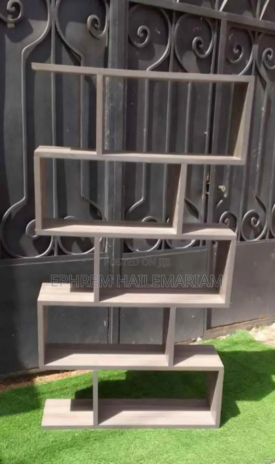 የመፅሐፍ መደርደሪያ