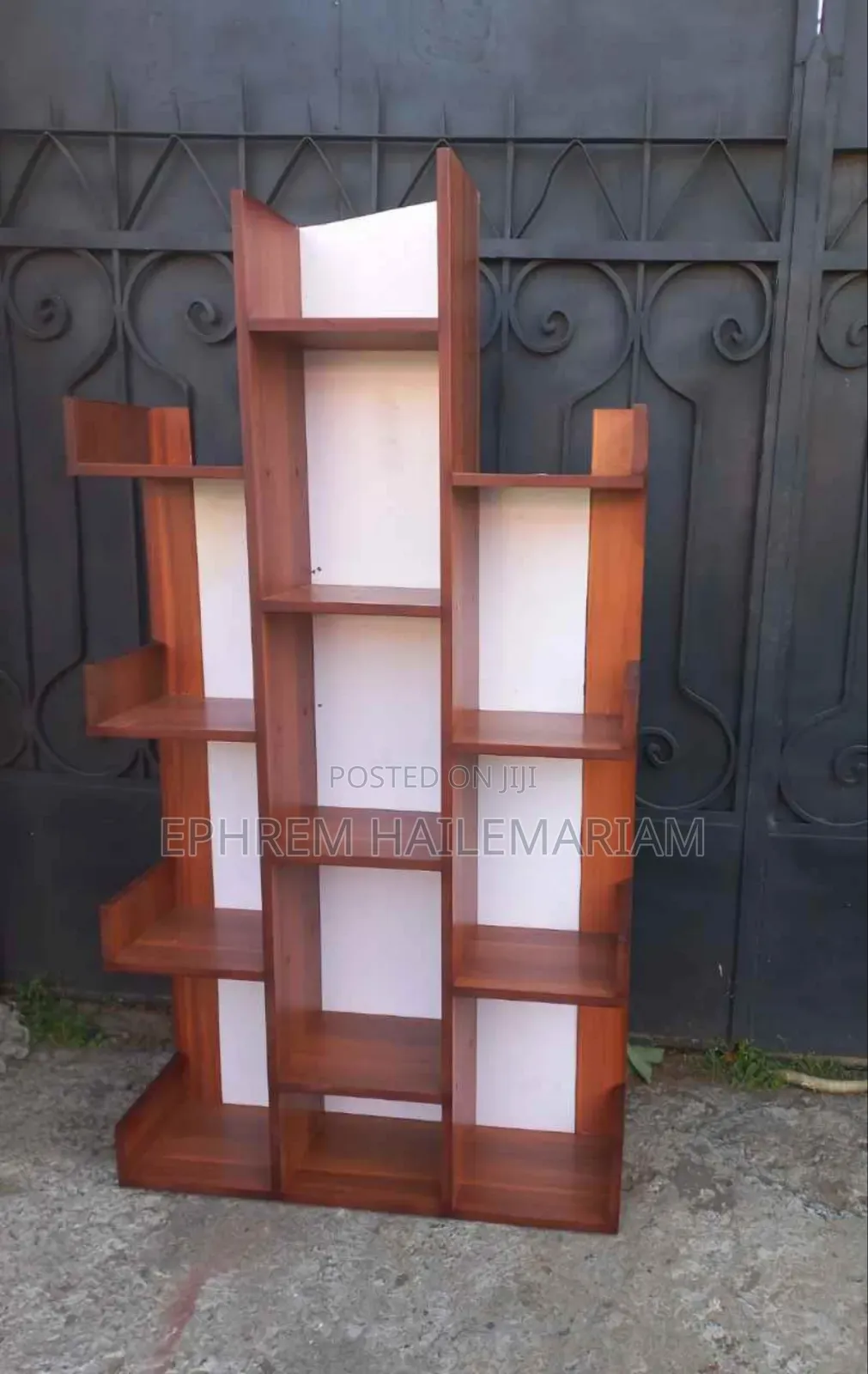 የመፅሐፍ መደርደሪያ