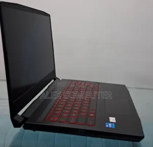 New Laptop MSI GF63 16GB Intel Core I5 SSD 512GB