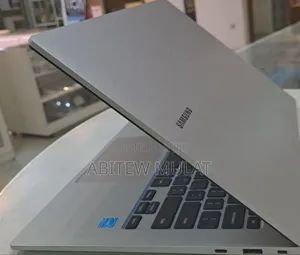 New Samsung Galaxy Book 2 4GB Qualcomm Snapdragon X Plus SSD 128GB