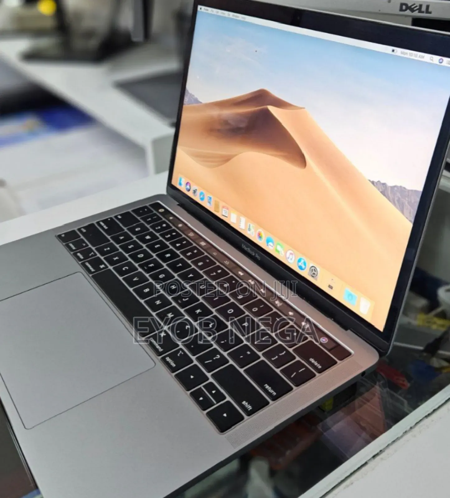 New Laptop Apple MacBook Pro 2019 8GB Intel Core I5 SSD 256GB