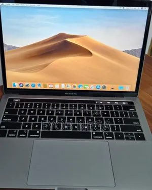New Laptop Apple MacBook Pro 2019 8GB Intel Core I5 SSD 256GB