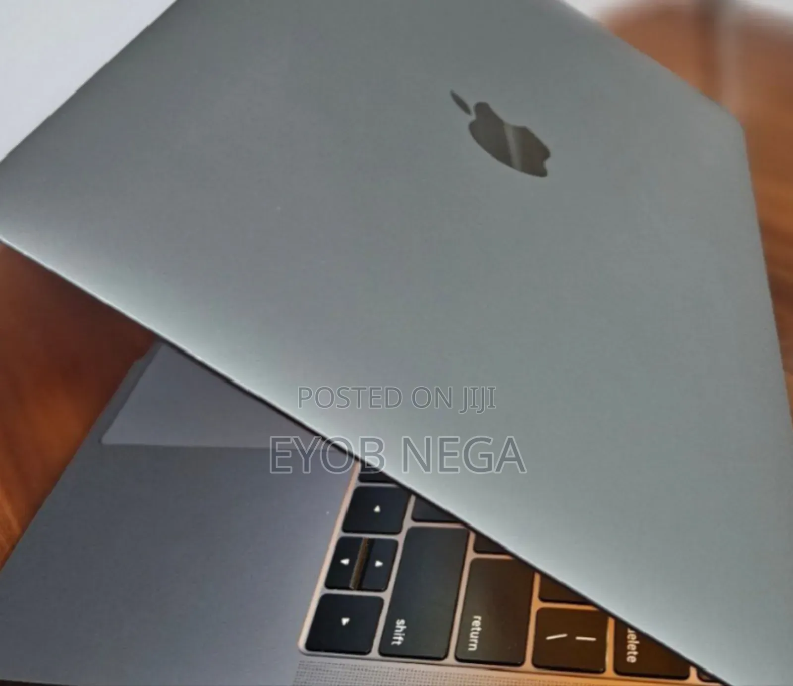 New Laptop Apple MacBook Pro 2019 8GB Intel Core I5 SSD 256GB