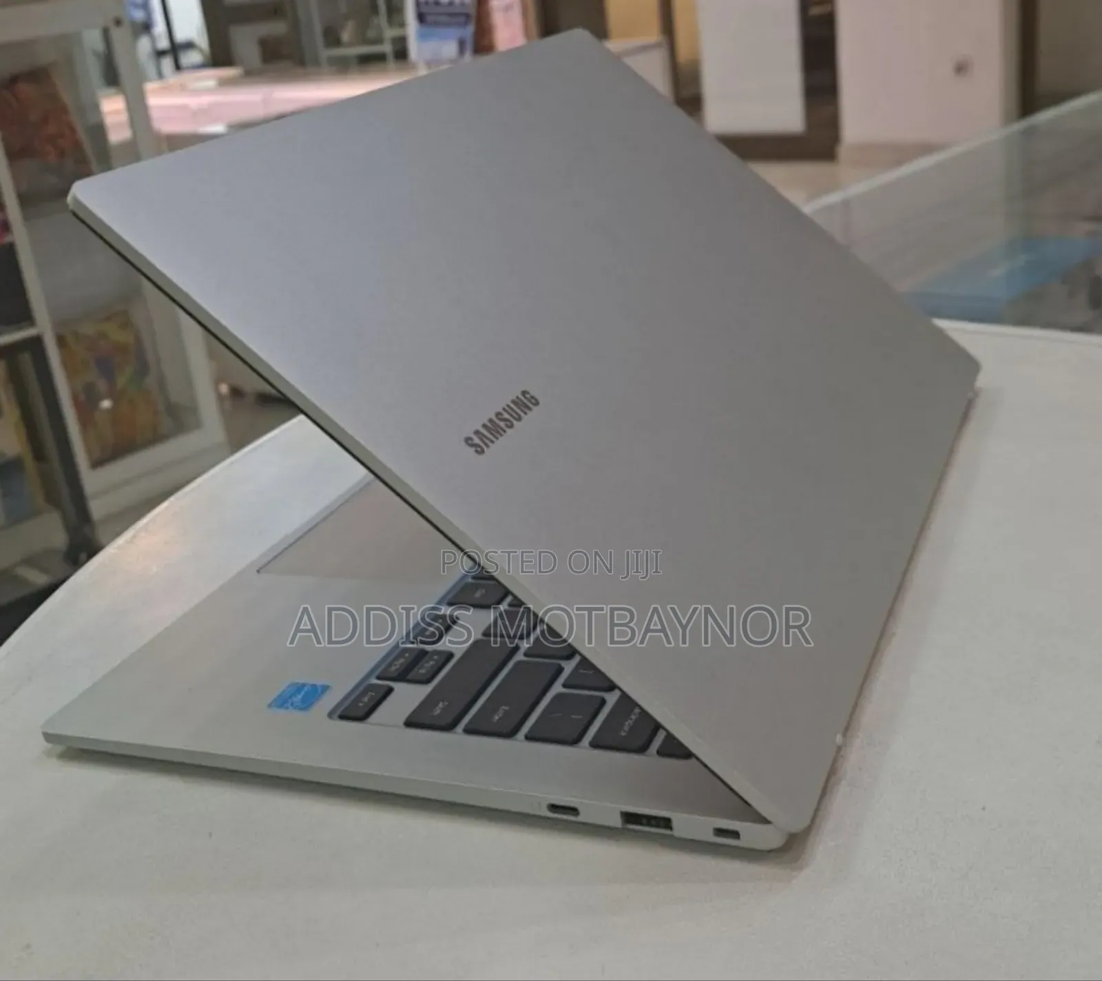 New Laptop Samsung Galaxy Book 2 8GB Intel Pentium SSD 128GB