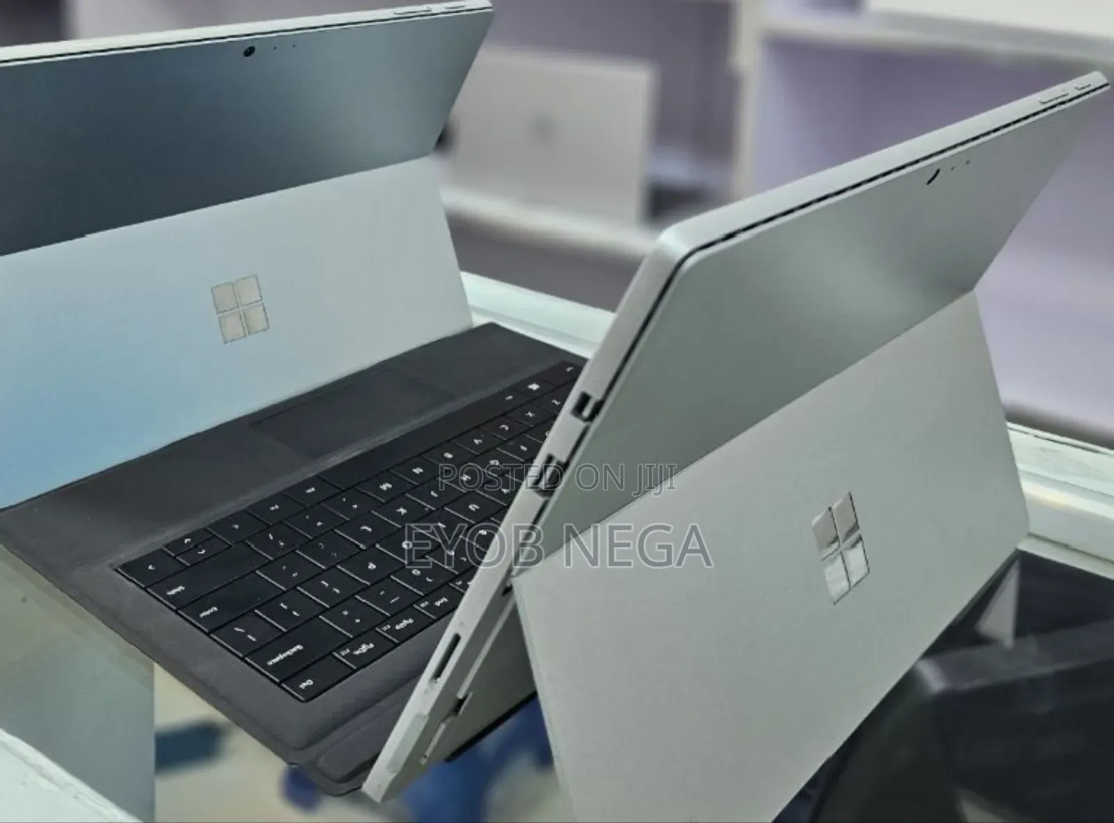 New Laptop Microsoft Surface Pro 5 8GB Intel Core I5 SSD 256GB