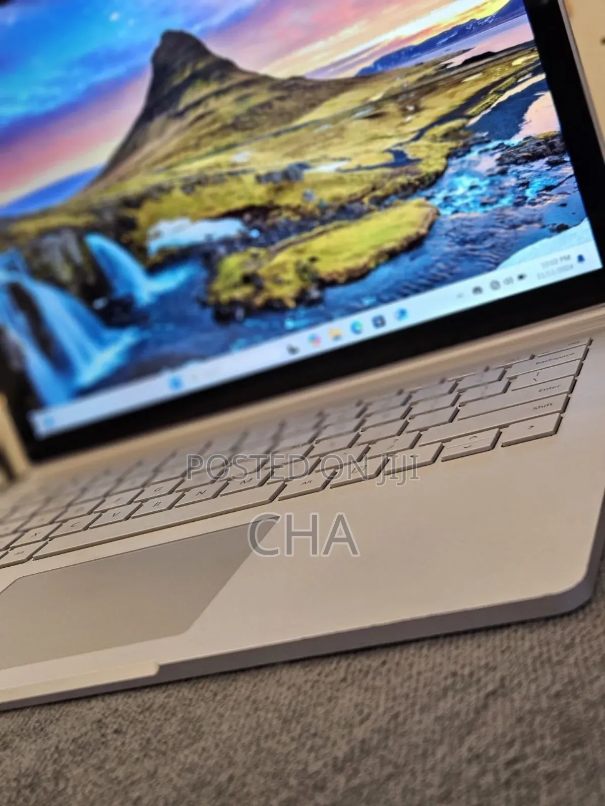 New Laptop Microsoft Surface 16GB Intel Core I5 SSD 256GB