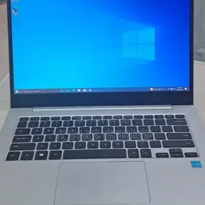 New Laptop Samsung 4GB SSD 128GB