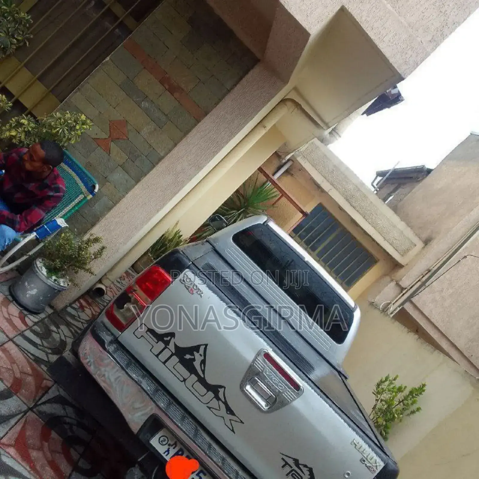 Toyota Hilux 2001 Silver