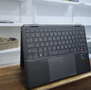 Photo - New Laptop HP Spectre 14 16GB Intel Core I7 SSD 1T