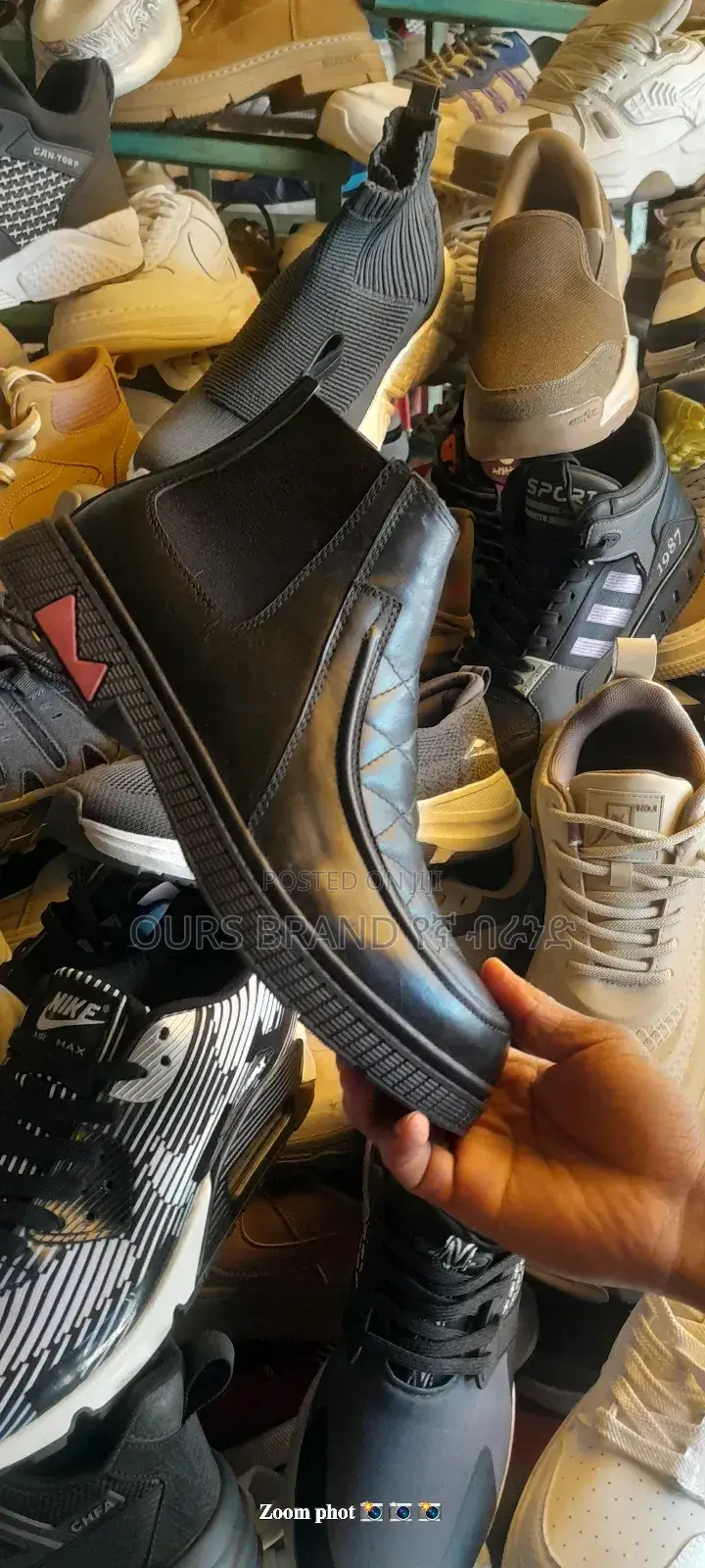 New Brand Casual Ankle Boots Shoes Available for U