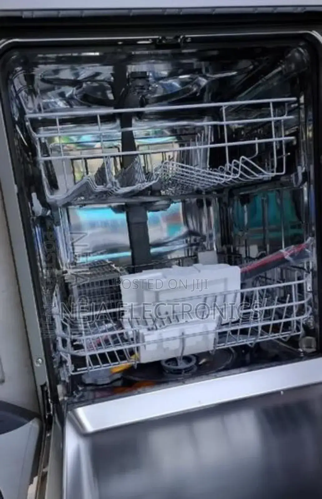 Lg Dishwasher Machine 14p እቃ ማጠቢያ Delivery