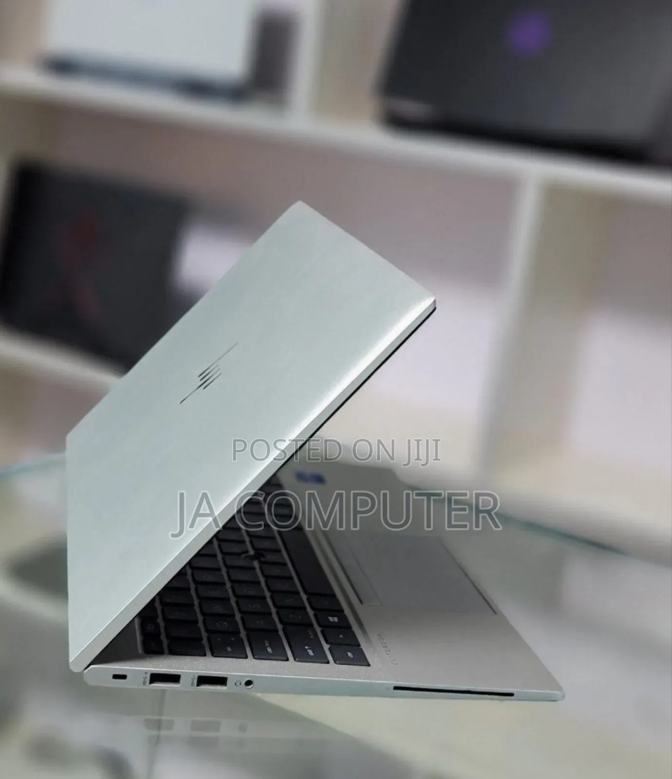 New Laptop HP EliteBook 830 G8 16GB Intel Core I7 SSD 512GB