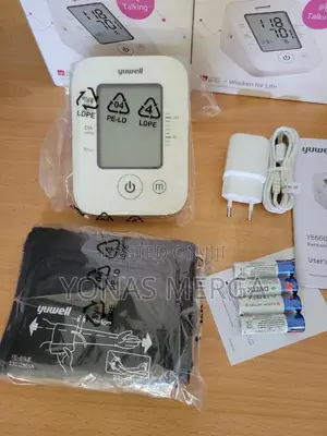 Photo - Bp Monitor齊yuwell BP Monitor YE660D So Easy to Work爺bp መለኪያ