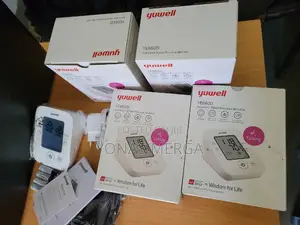 Photo - Digital昍large LCD Display:The Blood Pressure Monitor卝የደም ልኬት