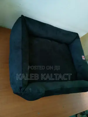Rubber Material Made Dog Bed
