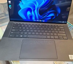 New Laptop Dell XPS 15 16GB Intel Core I7 SSD 512GB