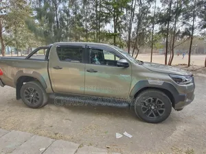 Toyota Hilux Revo Double Cab Deisel 2.8 RWD 2021 Gray