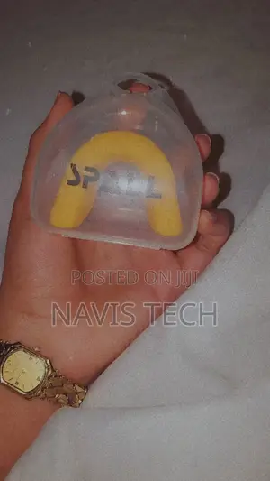 Photo - Teeth Protector