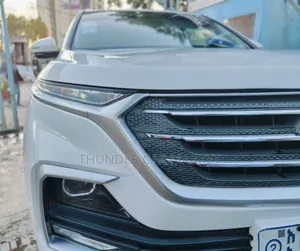 Chevrolet Captiva 2022 White