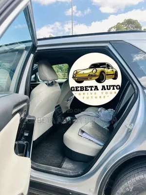 Toyota bZ4X 2023 Silver